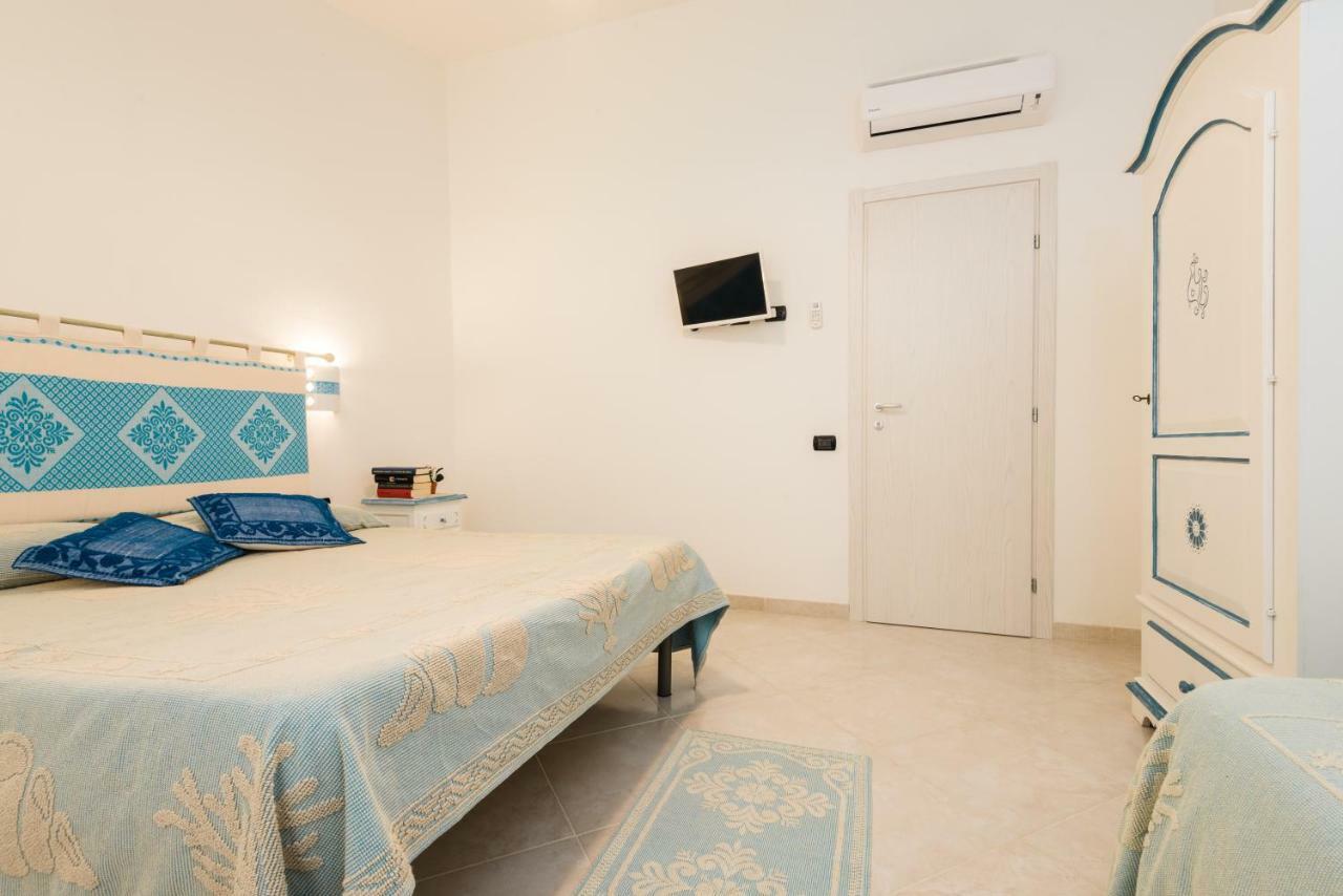 Le Due Isole Apartment Olbia Bagian luar foto