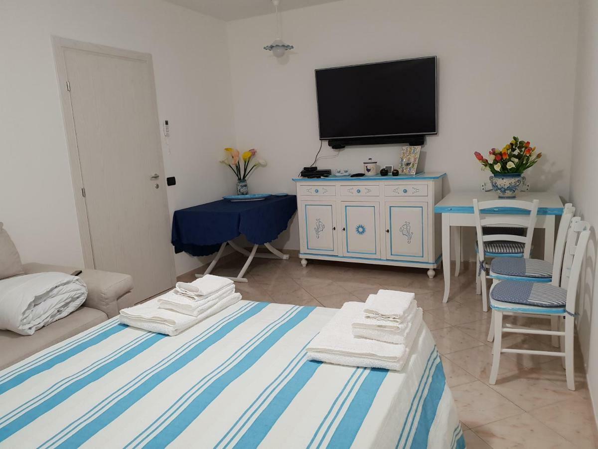 Le Due Isole Apartment Olbia Bagian luar foto